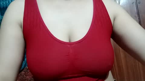 Snapshot of lovely_sweet_girl chatting on 07.04.26 katrina follow me guys online show from 07.04.26