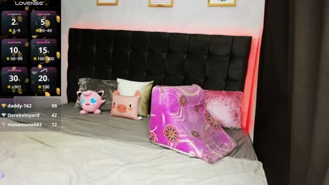 Snapshot of lovely_violet13 chatting on 12.11.24 lovely violet13 online show from 12.11.24