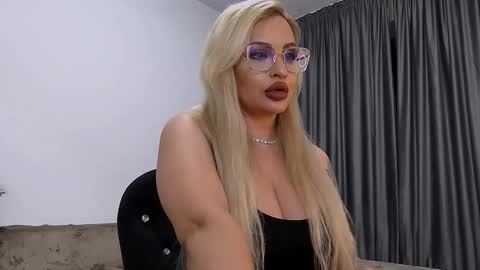 PrAllinXXXa online show from 02.04.26