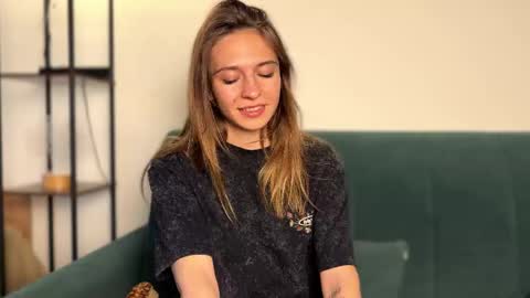 Kate only online show from 06.02.26
