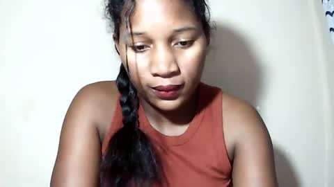 Snapshot of lovelylarra chatting on 06.12.26 lovelylarra online show from 06.12.26
