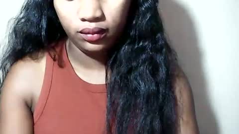 Snapshot of lovelylarra chatting on 07.25.26 lovelylarra online show from 07.25.26