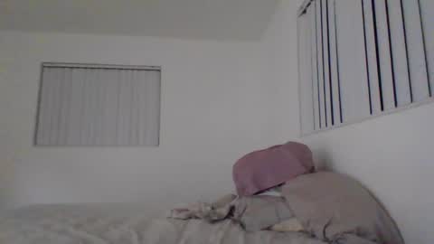 Snapshot of lovelylovelybrooke chatting on 02.14.25 lovelylovelybrooke online show from 02.14.25