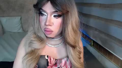 Snapshot of lovelymarie69 chatting on 12.01.25 Rebeca online show from 12.01.25