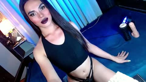 lovelymiss_shyna11 online show from 02.24.25