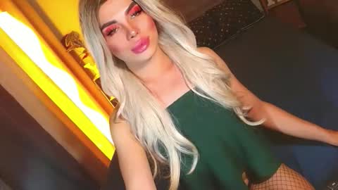 lovelymiss_shyna11 online show from 04.26.26