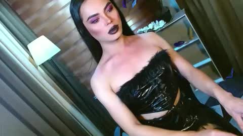Snapshot of lovelymiss_shyna11 chatting on 05.03.26 lovelymiss_shyna11 online show from 05.03.26