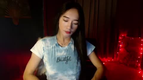 lovelypetite143 online show from 02.12.26