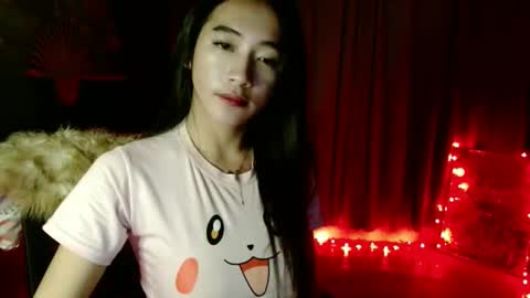 Snapshot of lovelypetite143 chatting on 03.06.26 lovelypetite143 online show from 03.06.26