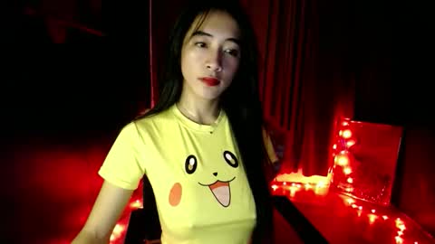 Snapshot of lovelypetite143 chatting on 04.06.26 lovelypetite143 online show from 04.06.26