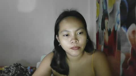 Snapshot of lovelypinay26 chatting on 06.15.26 lovelypinay26 online show from 06.15.26