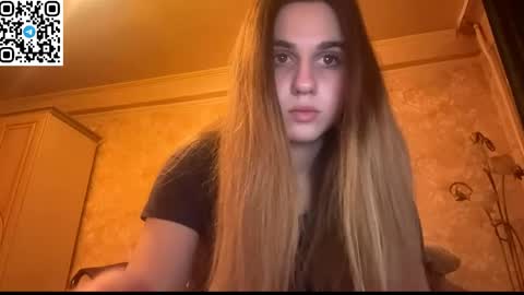 Snapshot of lovelysilk_63 chatting on 04.25.26 ELA online show from 04.25.26