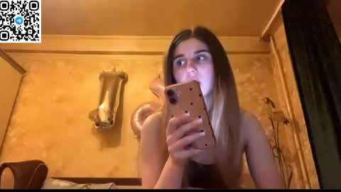 Snapshot of lovelysilk_63 chatting on 05.23.26 ELA online show from 05.23.26