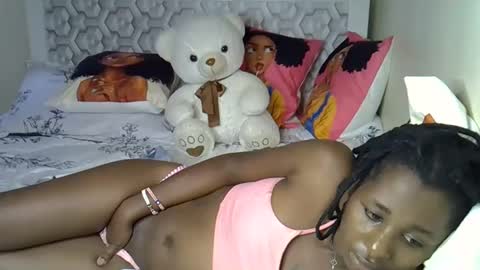 Snapshot of lovelytin chatting on 02.26.26 lovelytin online show from 02.26.26