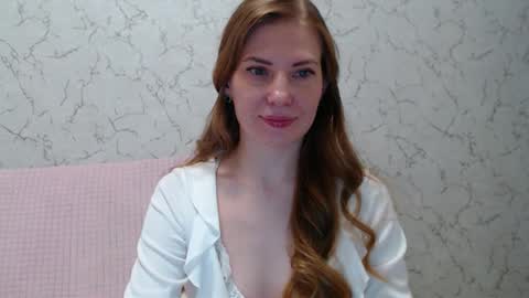 Mary Love online show from 09.13.25