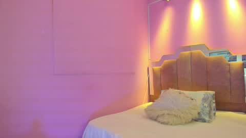 L O V E  online show from 02.19.26