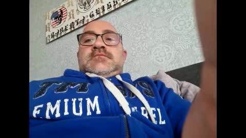 Snapshot of lover010983 chatting on 01.15.25 lover010983 online show from 01.15.25