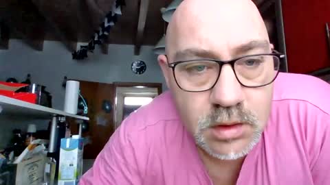 Snapshot of lover010983 chatting on 02.16.25 lover010983 online show from 02.16.25