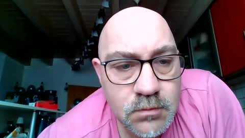 Snapshot of lover010983 chatting on 02.17.25 lover010983 online show from 02.17.25