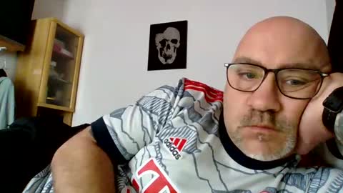 Snapshot of lover010983 chatting on 02.26.25 lover010983 online show from 02.26.25