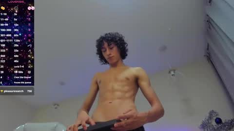 loverboy8_ online show from 01.05.25