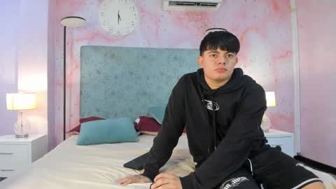 loverebels_ online show from 11.23.25