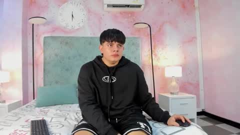 loverebels_ online show from 11.25.25