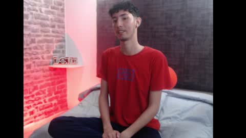 loverisu online show from 02.22.25