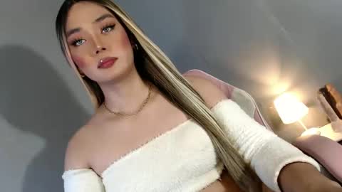 Snapshot of lovers_moon22 chatting on 12.09.24 lovers moon22 online show from 12.09.24