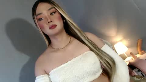 Snapshot of lovers_moon22 chatting on 01.20.25 lovers moon22 online show from 01.20.25