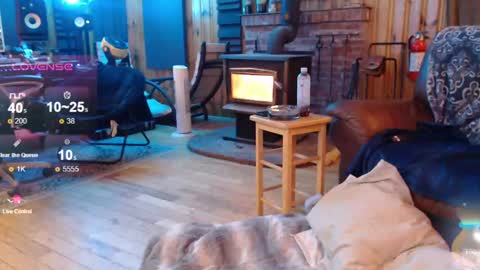 Snapshot of loversinadangeroustime2024 chatting on 01.16.25 Drake Sara online show from 01.16.25