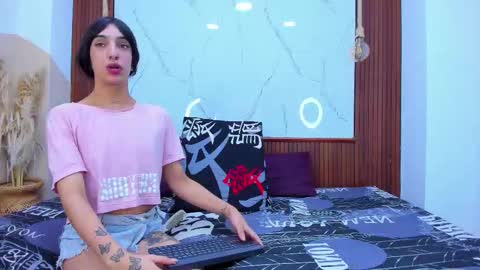 sofia and bryan online show from 03.12.26