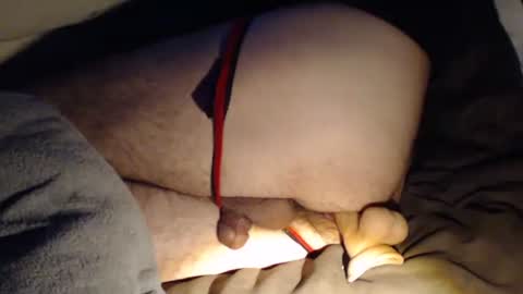 Snapshot of lovetheasses chatting on 10.11.25 playme online show from 10.11.25