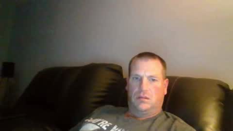 lovetocum37 online show from 11.17.25