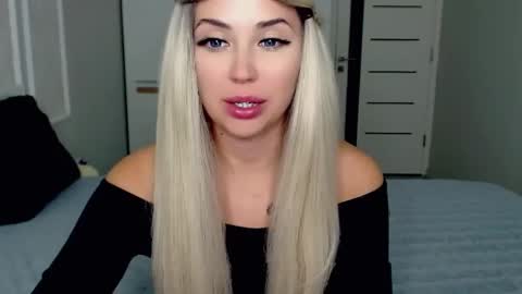 Rosie  online show from 02.18.25