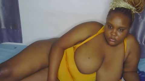 Snapshot of loveytiana chatting on 02.28.26 loveytiana online show from 02.28.26