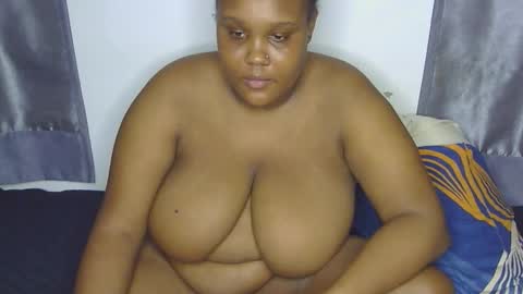 Snapshot of loveytiana chatting on 03.25.26 loveytiana online show from 03.25.26