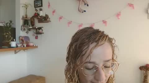 loving  online show from 11.06.25