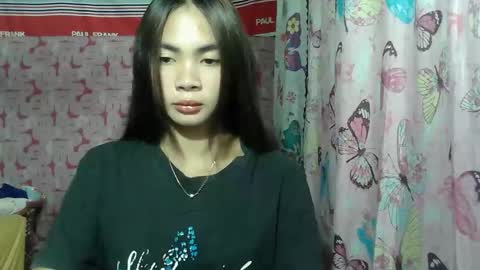 loving_rhean online show from 05.17.26