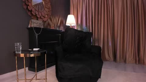 Nora online show from 07.29.26