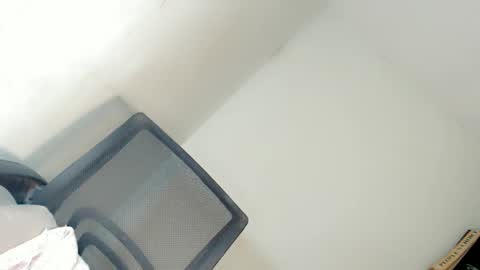 Snapshot of lovingmonaru969 chatting on 01.01.25 Lovingmonaru969 online show from 01.01.25