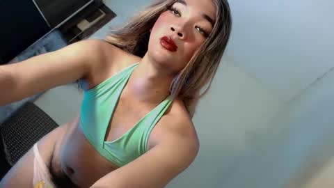 Snapshot of lovingmonaru969 chatting on 09.18.25 Lovingmonaru969 online show from 09.18.25