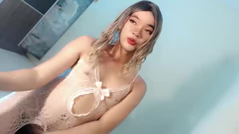 Snapshot of lovingmonaru969 chatting on 09.20.25 Lovingmonaru969 online show from 09.20.25