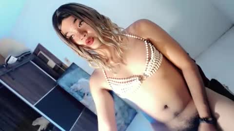 Snapshot of lovingmonaru969 chatting on 10.06.25 Lovingmonaru969 online show from 10.06.25