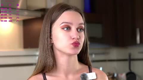 Emilia online show from 07.10.26