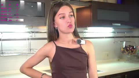 Emilia online show from 07.24.26