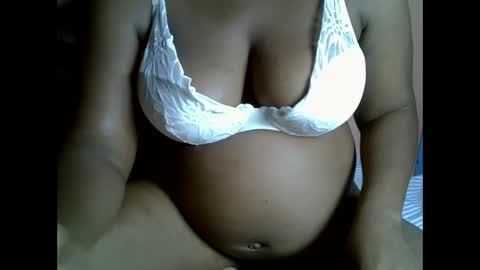 lowenyangvalentine online show from 11.22.25