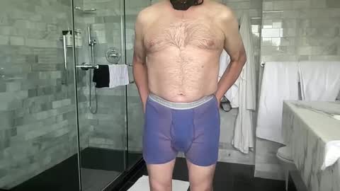 Snapshot of lqi chatting on 09.10.25 lqi online show from 09.10.25