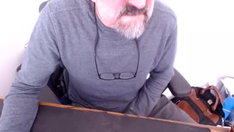 Snapshot of lreed090 chatting on 02.09.26 lreed090 online show from 02.09.26