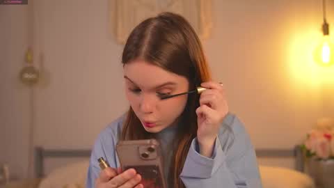 Snapshot of lu__lane chatting on 10.09.25 Lu 3 online show from 10.09.25